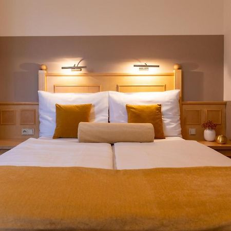 Hotel Abacie & Wellness Valašské Meziříčí Bagian luar foto