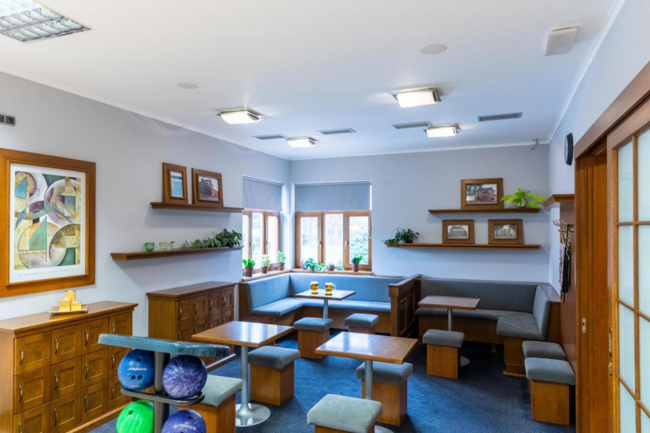 Hotel Abacie & Wellness Valašské Meziříčí Bagian luar foto