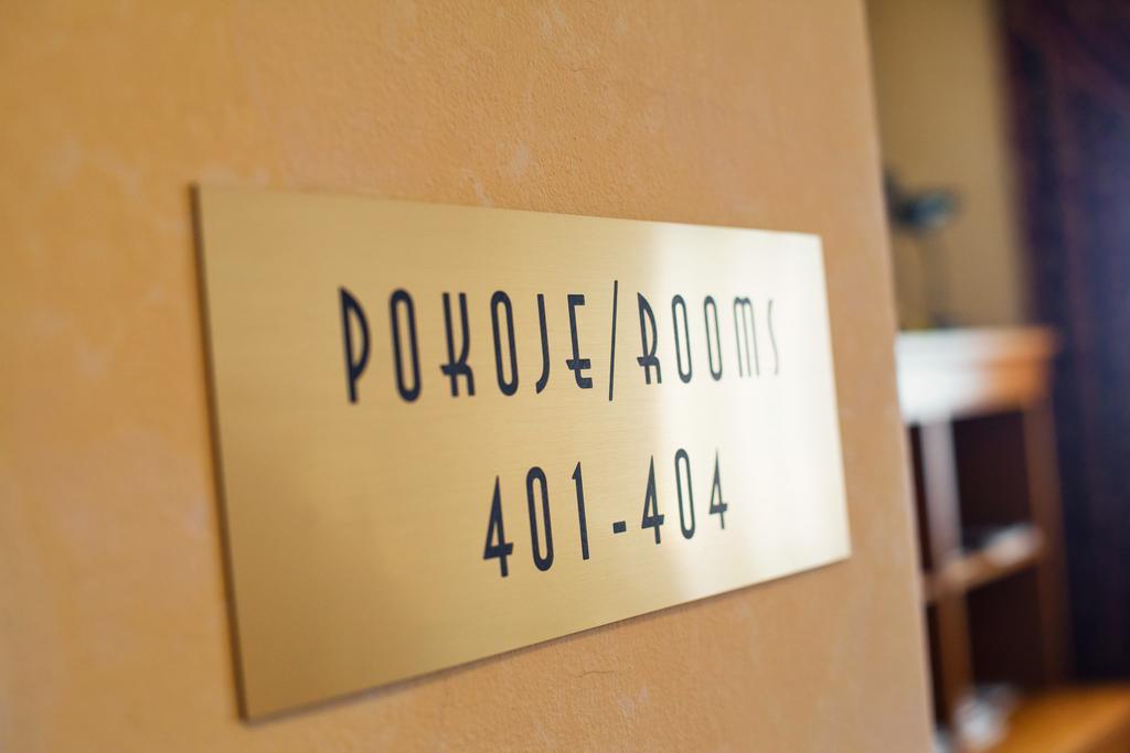Hotel Abacie & Wellness Valašské Meziříčí Bagian luar foto